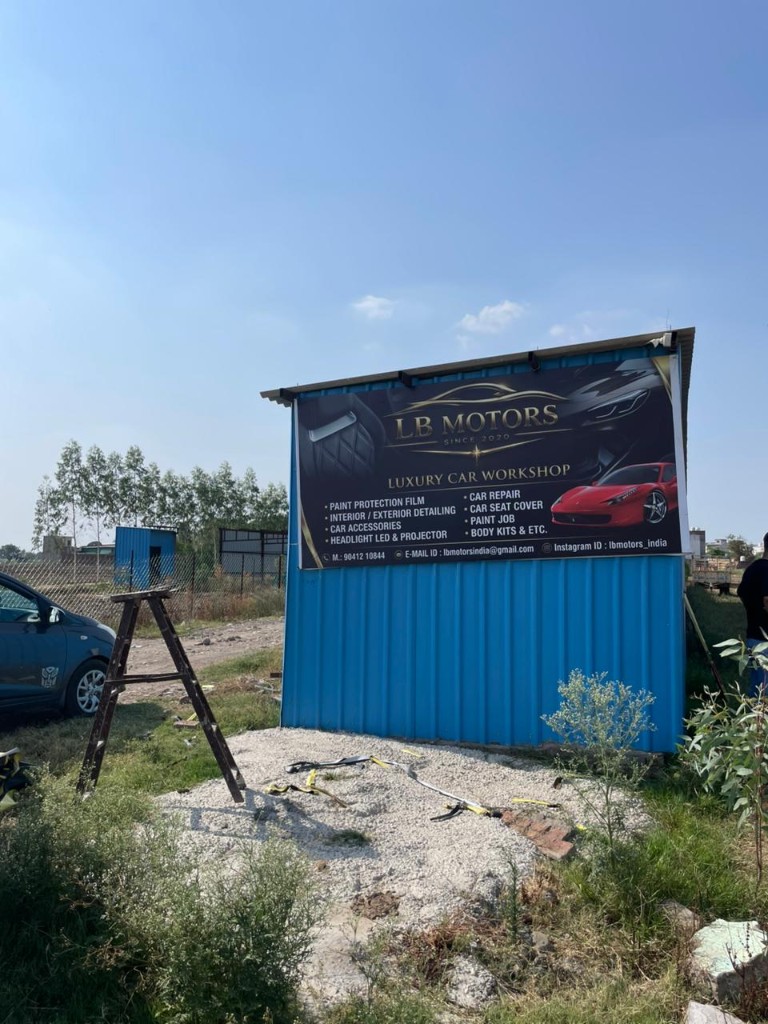 LB Motors luxury car workshop banner